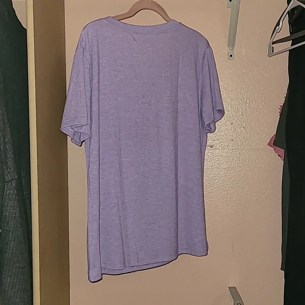 Fun Fact: I don't care V-Neck Shirt - Picture 4 of 6